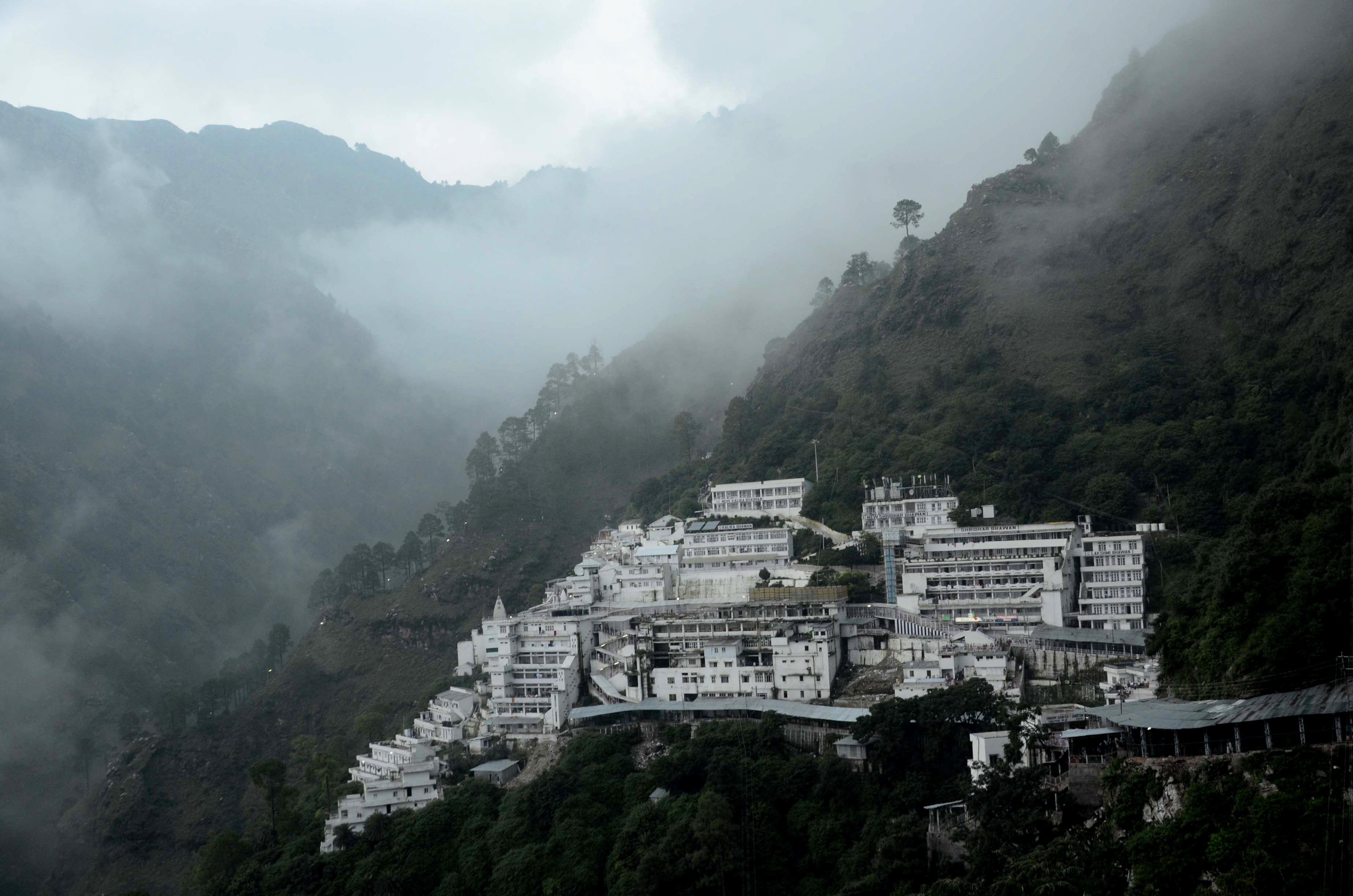Vaishno Devi Bhawan cab service